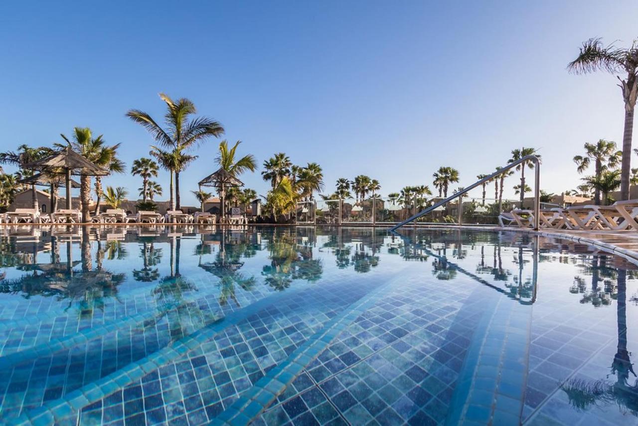 Family Apartment 1 Bedroom With Pool View - Oasis Duna Resort Corralejo Extérieur photo